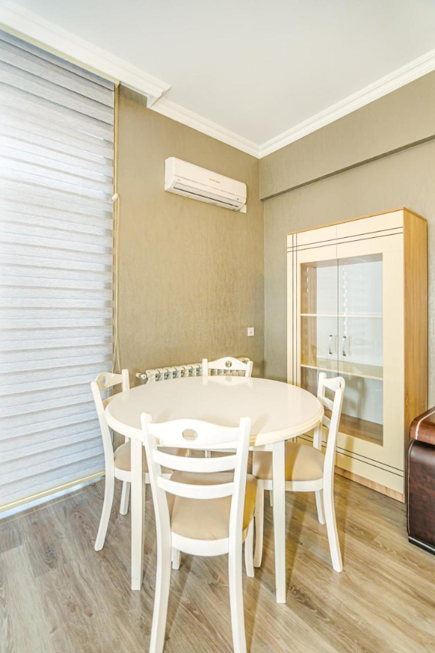 M Estate 1 Room Targovu Bakü Dış mekan fotoğraf